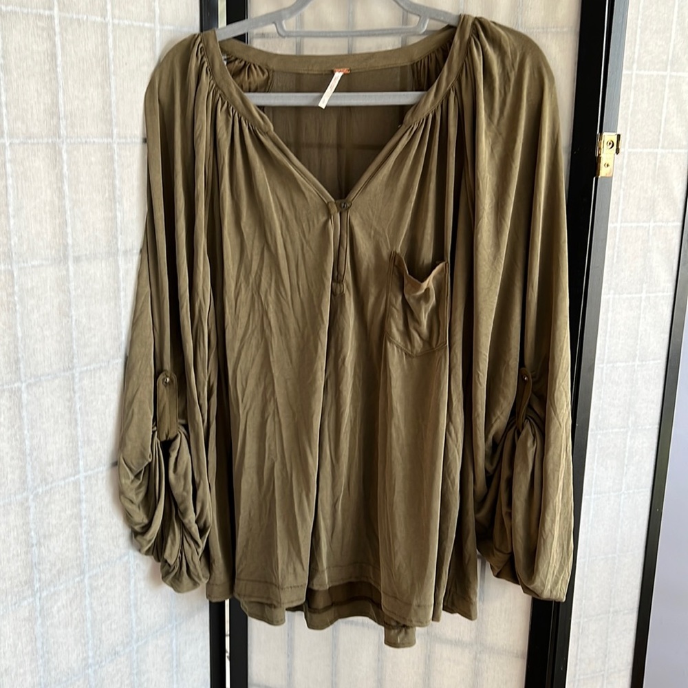 Free people Lg army green top